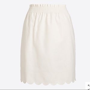 J.crew NWT off white SKIRT 👗 scalloped hem